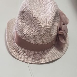 Versona Hat